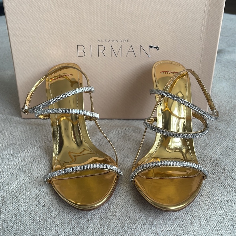‼️NEW $750 BIRMAN HEELS‼️ - Picture 3 of 9